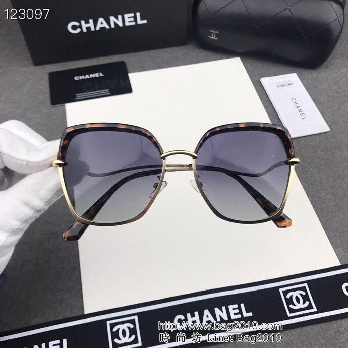 CHANEL香奈兒 2019新款 高清寶麗來偏光鏡片 1216 女款太陽鏡  lly1438